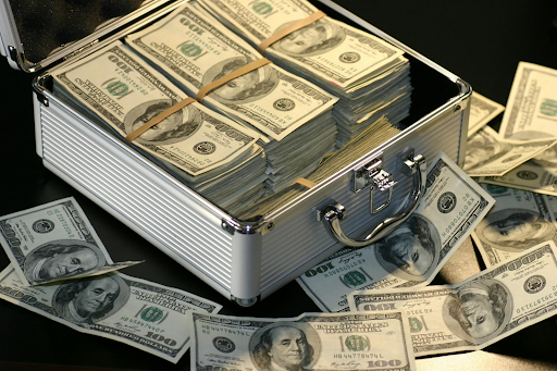 How much does PL-300 cost?